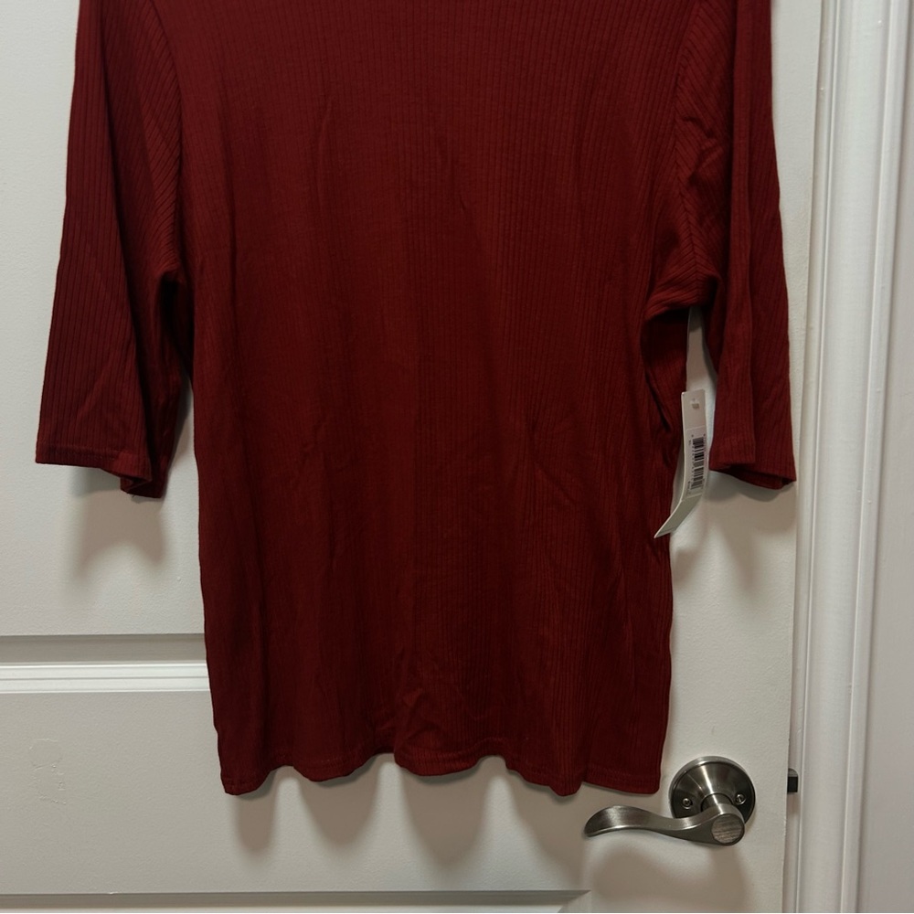 Cyrus Women's Long Sleeve Top in Rich Red - Picture 3 of 12